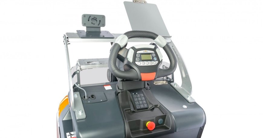 STILL and elobau develop innovative steering wheel for order pickers